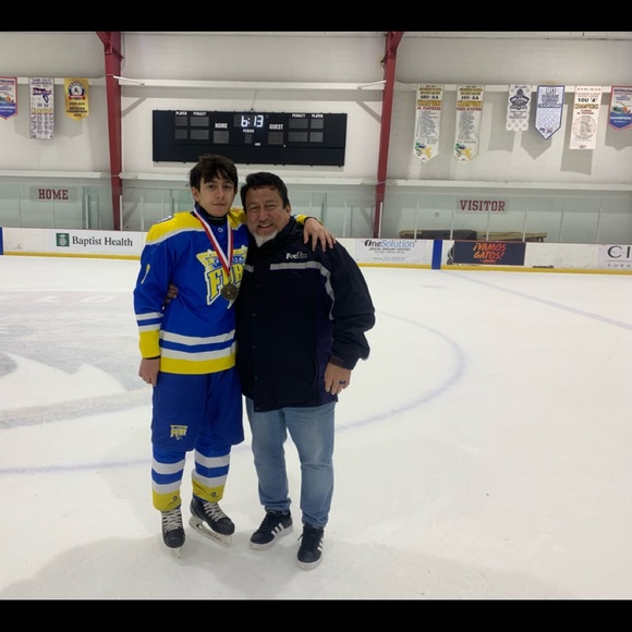 Meet your Posher, Carly - Picture 16 of 17